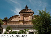 Аттик старинного дома в Астрахани. Стоковое фото, фотограф Павел Просянов / Фотобанк Лори