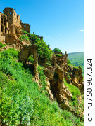 Stone ruins in the mountain ghost village of Gamsutl, Caucasus (2024 год). Стоковое фото, фотограф Константин Лабунский / Фотобанк Лори