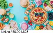 Summer Picnic Basket: Delicious Food and Refreshments on Turquoise Background. Стоковое AI-изображение, AI-художник Данила Большаков / Фотобанк Лори