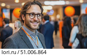 Smiling participant enjoys networking at an event filled with lively discussions and engaging interactions among various professionals. Стоковое AI-видео, аниматор Данила Большаков / Фотобанк Лори