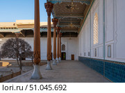 Bukhara, Uzbekistan, December 30, 2023: View of the courtyard of the Bahauddin Naqshbandi Memorial Complex on a sunny day. Редакционное фото, фотограф Ula Ulachka / Фотобанк Лори