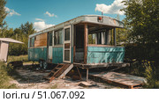 dismantle disassembling mobile home ai generated. Стоковое AI-изображение, AI-художник Vectorwin / Фотобанк Лори