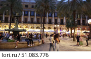 Placa Reial, scenic sightseeing and iconic square of Gothic Quarter in Barcelona, Spain (2023 год). Редакционное видео, видеограф Яков Филимонов / Фотобанк Лори