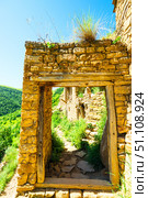 Ancient passage in the abandoned mountain ghost village of Gamsutl. North Caucasus (2024 год). Стоковое фото, фотограф Константин Лабунский / Фотобанк Лори