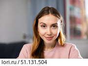 Young woman posing easily with good mood in free time. Стоковое фото, фотограф Яков Филимонов / Фотобанк Лори