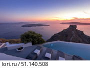 Sunset overlooking the caldera and the sea in Santorini. (2019 год). Стоковое фото, фотограф Емельянов Евгений Викторович / Фотобанк Лори