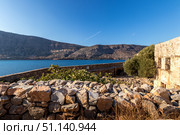 Spinalonga fortress on a clear sunny day. The ruins of leprosolium. (2019 год). Стоковое фото, фотограф Емельянов Евгений Викторович / Фотобанк Лори