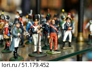 Tin soldiers in uniform in a vintage store. Стоковое фото, фотограф Irina Kuchugurina/Gaudy / Фотобанк Лори