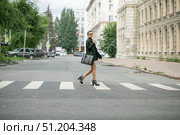 Business woman, full body portrait of a blonde girl. Стоковое фото, фотограф Андрей Аркуша / Фотобанк Лори