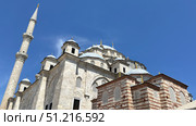 Courtyard of Fatih Mosque in Istanbul, Turkey Fatih Mosque and Mausoleum in Istanbul, Turkey Distant image of the Fatih Mosque and the Molla Zeyrek ( Old Pantocrator) mosque, Istanbul Turkey The Fatih Mosque in Fatih district of Istanbul, Turkey. Стоковое фото, фотограф Zita Khasanova / Фотобанк Лори