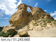 View of the Koltso (Ring) mountain in the limestone cliffs. Стоковое фото, фотограф Юлия Белоусова / Фотобанк Лори