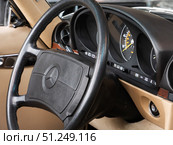 Classic SLS AMG Coupe Mercedes-Benz Dashboard Close-Up (2024 год). Редакционное фото, фотограф Sergakoff / Фотобанк Лори