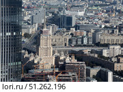 Вид на гостиницу Украина и Новый Арбат с высоты зданий Москва-Сити. Редакционное фото, фотограф Дмитрий Неумоин / Фотобанк Лори