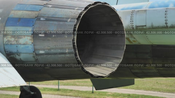 A close-up view of the supersonic nozzle of the Russian-Soviet MiG-29 multirole frontline fighter. Developed at Mikoyan Design Bureau as an air superiority fighter in 1970. Стоковое видео, видеограф Воловодов Владимир / Фотобанк Лори