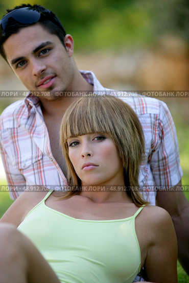 A neutral couple. Стоковое фото, агентство Ingram Publishing / Фотобанк Лори