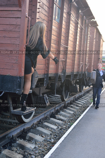 A scene with the departure of an old train. Стоковое фото, фотограф Арестов Андрей Павлович / Фотобанк Лори