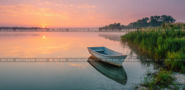 A small boat sits in the water near the shore. Стоковое AI-изображение, AI-художник Ярославский Максим / Фотобанк Лори