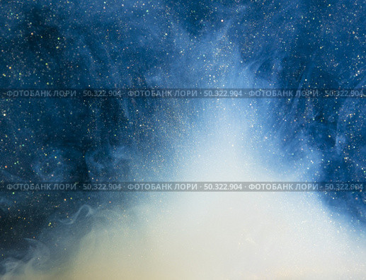 abstract blue fog with bits. Стоковое фото, агентство Ingram Publishing / Фотобанк Лори