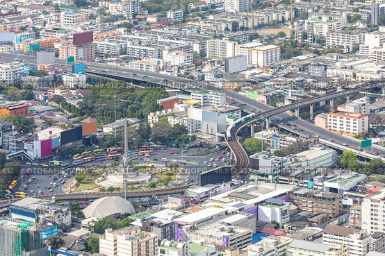 Aerial view of Bangkok cityscape skyline downtown Thailand. Стоковое фото, агентство Ingram Publishing / Фотобанк Лори
