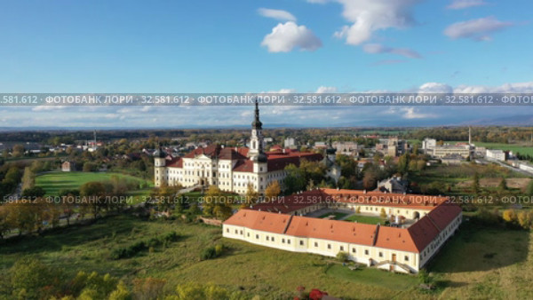 Aerial view on the Hradisko Monastery. Olomouc. Czech Republic (2019 год). Стоковое видео, видеограф Яков Филимонов / Фотобанк Лори
