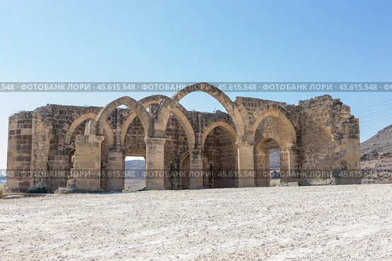 Agios Sozomenos заброшенная турецкая деревня в районе Никосии, Кипр. Стоковое фото, фотограф Станислав Кноп / Фотобанк Лори