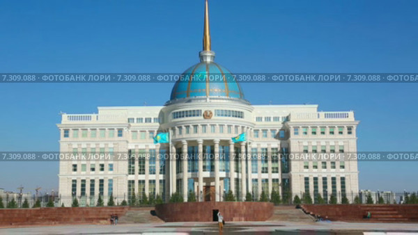 Ак Орда. Президентский дворец в Астане. Казахстан (2015 год). Стоковое видео, видеограф Игорь Жоров / Фотобанк Лори