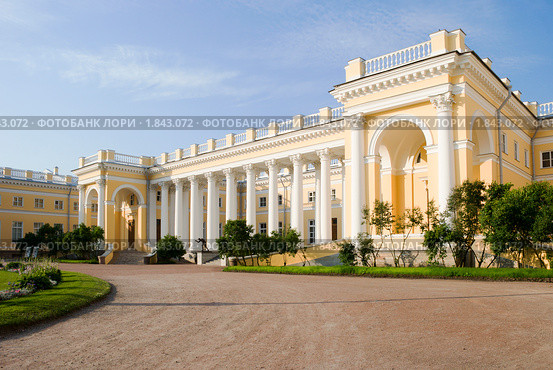 Александровский дворец. Город Пушкин (2010 год). Редакционное фото, фотограф Александр Щепин / Фотобанк Лори