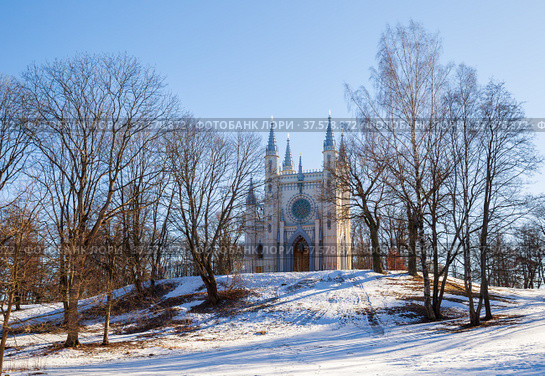 Alexandria park in Peterhof (2021 год). Редакционное фото, фотограф Юлия Бабкина / Фотобанк Лори