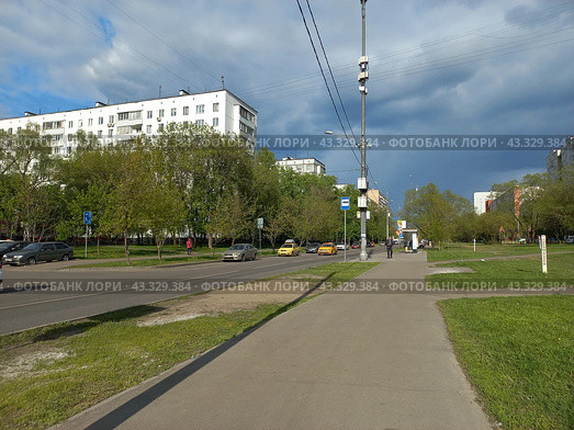 Алтайская улица. Район Гольяново. Город Москва (2023 год). Редакционное фото, фотограф lana1501 / Фотобанк Лори