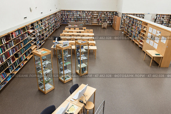 An empty reading room interior of reading room of Vyborg Library (2023 год). Редакционное фото, фотограф EugeneSergeev / Фотобанк Лори