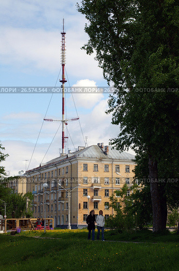 Архангельск. Вид на набережную Северной Двины, телебашню (2006 год). Редакционное фото, фотограф Дмитрий Щукин / Фотобанк Лори