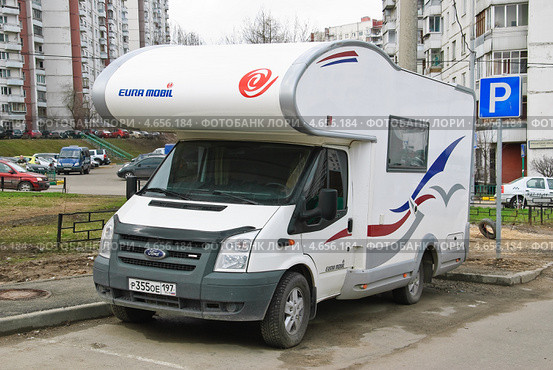 Автодом Eura Mobil (2012 год). Редакционное фото, фотограф Алёшина Оксана / Фотобанк Лори