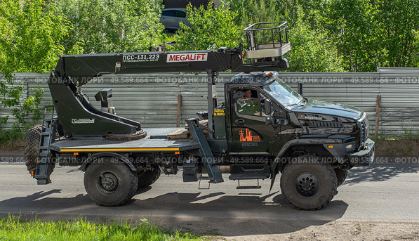 Автомобиль Автогидроподъемник ПCС 131.22Э на шасси Урал 43206 NEXT (4х4) Редакционное фото, фотограф Анатолий Володин / Фотобанк Лори