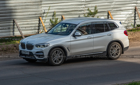 Автомобиль BMW X3 (G01) xDrive30i wagon. Редакционное фото, фотограф Анатолий Володин / Фотобанк Лори