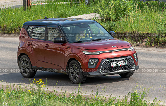 Автомобиль kia soul. Редакционное фото, фотограф Анатолий Володин / Фотобанк Лори