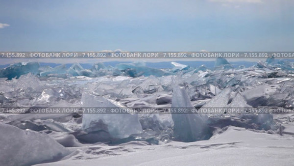 Байкал. Вид на ледовые торосы. Стоковое видео, видеограф Виктория Катьянова / Фотобанк Лори