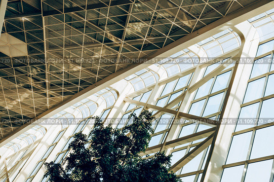 Baku, Azerbaijan, 29 August 2016, Interior Heydar Aliyev International Airport. Редакционное фото, фотограф Spirit River / Фотобанк Лори