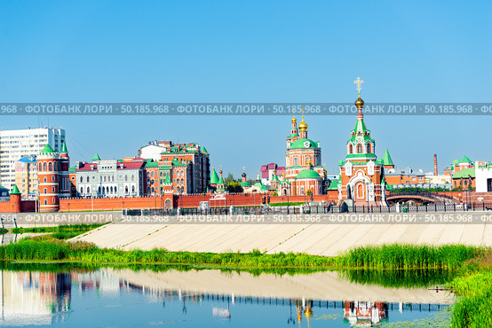 Beautiful cityscape with unusual red brick architecture in Yoshkar-Ola (2022 год). Стоковое фото, фотограф Константин Лабунский / Фотобанк Лори