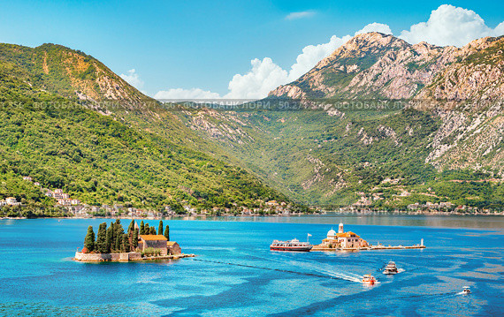 Beautiful mediterranean landscape. St. George Island near town Perast, Kotor bay, Montenegro. Стоковое фото, агентство Ingram Publishing / Фотобанк Лори