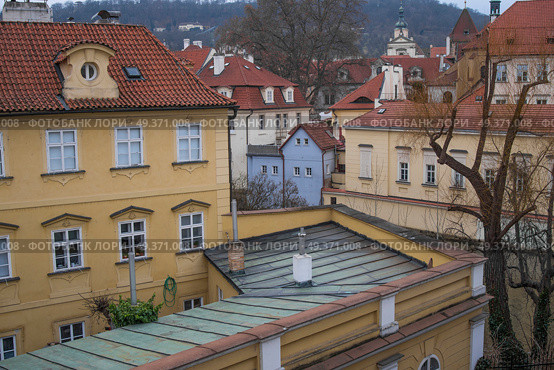 beautiful old streets of Prague. Czech Republic. Стоковое фото, агентство Ingram Publishing / Фотобанк Лори