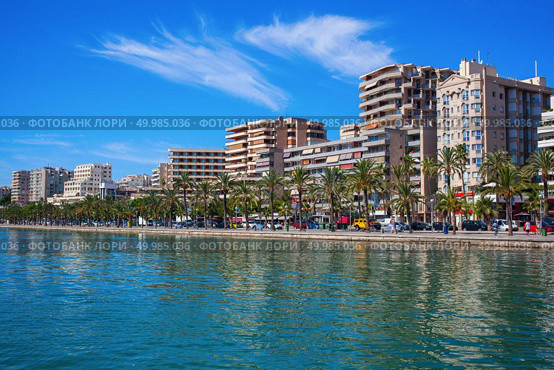 Beautiful view to the seaside and the beach Palma de Mallorca, Spain. view of Port de Soller. Стоковое фото, агентство Ingram Publishing / Фотобанк Лори
