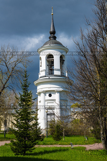 Bell tower of the St. Sophia (Ascension) Cathedral in the city of Pushkin (Tsarskoe Selo), St. Petersburg, Russia. Former temple of the Life Hussar Regiment. Architect Cameron. Стоковое фото, фотограф Михаил Аккуратoв / Фотобанк Лори