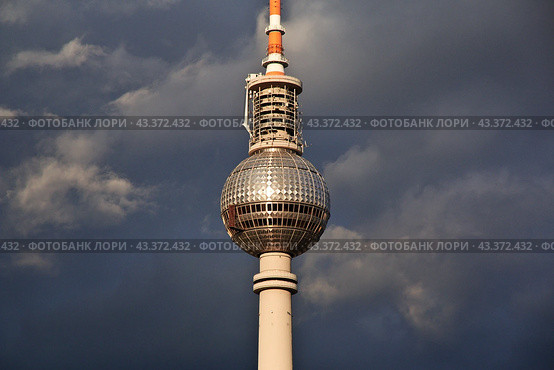 Berlin TV Tower, Fernsehturm, Germany (2015 год). Стоковое фото, фотограф Сергей Стрелков / Фотобанк Лори