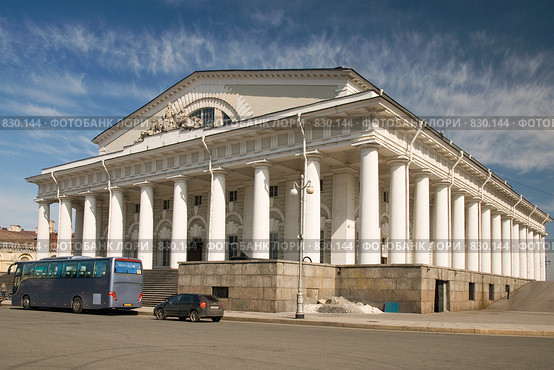 Биржа - архитектор Тома де Томон. Санкт-Петербург (2009 год). Редакционное фото, фотограф Александр Алексеев / Фотобанк Лори