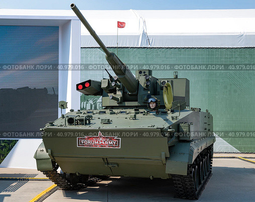 БМП-3 с 57-мм дистанционно управляемым боевым модулем «Кинжал».  Международный военно-технический форум "Армия-2022". Парк Патриот. Редакционное фото, фотограф Виктор Карасев / Фотобанк Лори