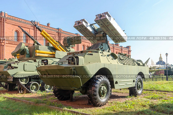 Боевая машина 9А31 зенитно-ракетного комплекса 9К31 "Стрела-1". Военно-исторический музей артиллерии, инженерных войск и войск связи. Санкт-Петербург. Редакционное фото, фотограф Александр Щепин / Фотобанк Лори
