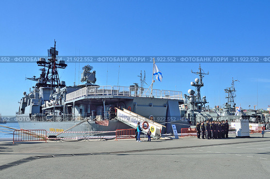 Большой противолодочный корабль Адмирал Пантелеев (2015 год). Редакционное фото, фотограф Овчинникова Ирина / Фотобанк Лори
