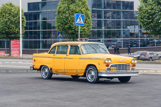 Чекер Такси Нью-Йорка, 1980 г. - "Checker Taxi 1980 New York" Редакционное фото, фотограф Алёшина Оксана / Фотобанк Лори