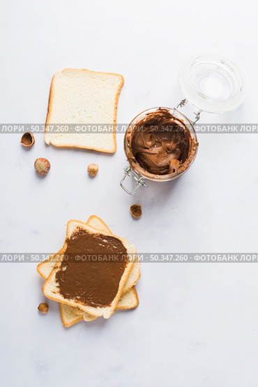 chocolate cream toast. Стоковое фото, агентство Ingram Publishing / Фотобанк Лори
