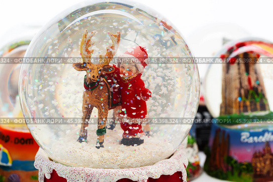 Christmas snow globe. Стоковое фото, фотограф Сергей Толмачёв / Фотобанк Лори